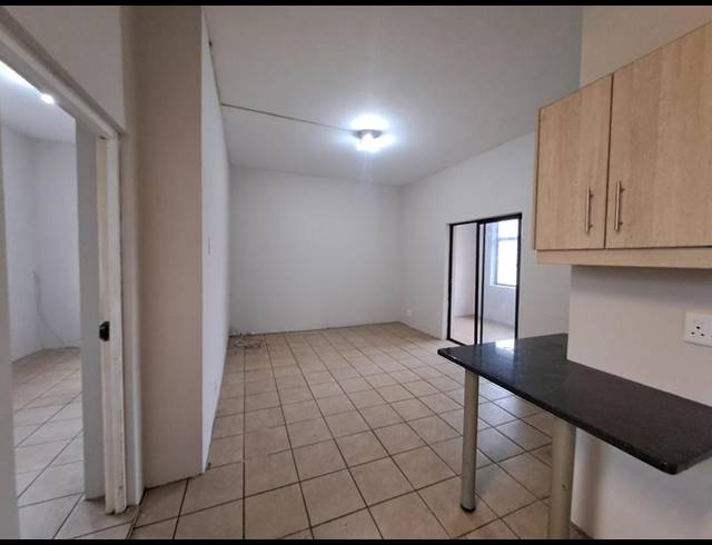 2 BEDROOM PROPERTY TO RENT IN GLENWOOD